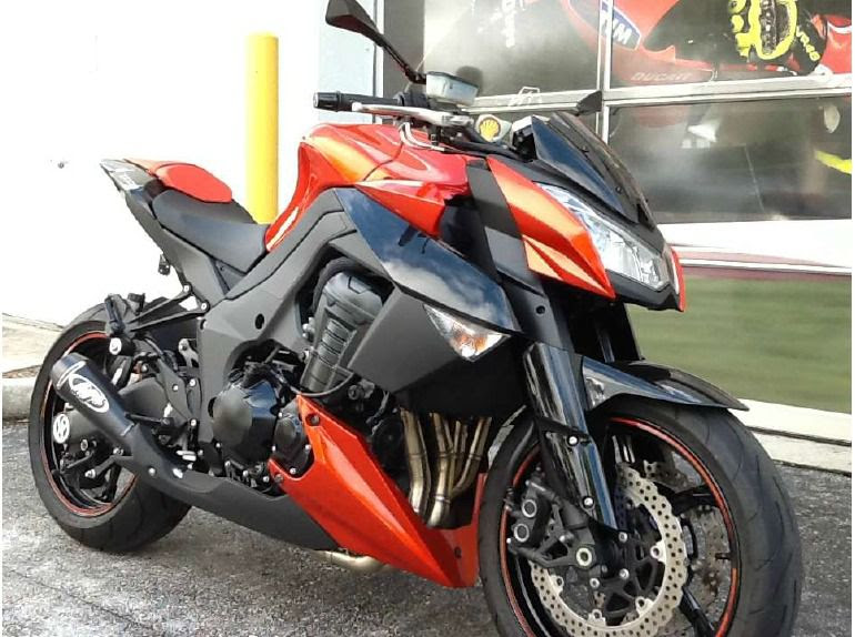 2012 Kawasaki Z1000 for sale on 2040-motos