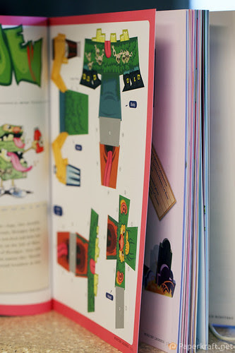 Papertoy Monsters Book 015