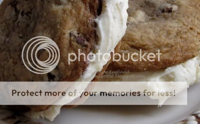 Chocolate Chip Creme Cookies