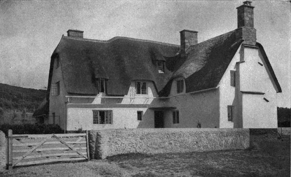 Cottage Building in Cob, Pis�, Chalk &amp; Clay