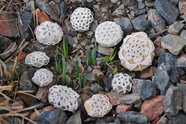 Garden Snowflake Rocks