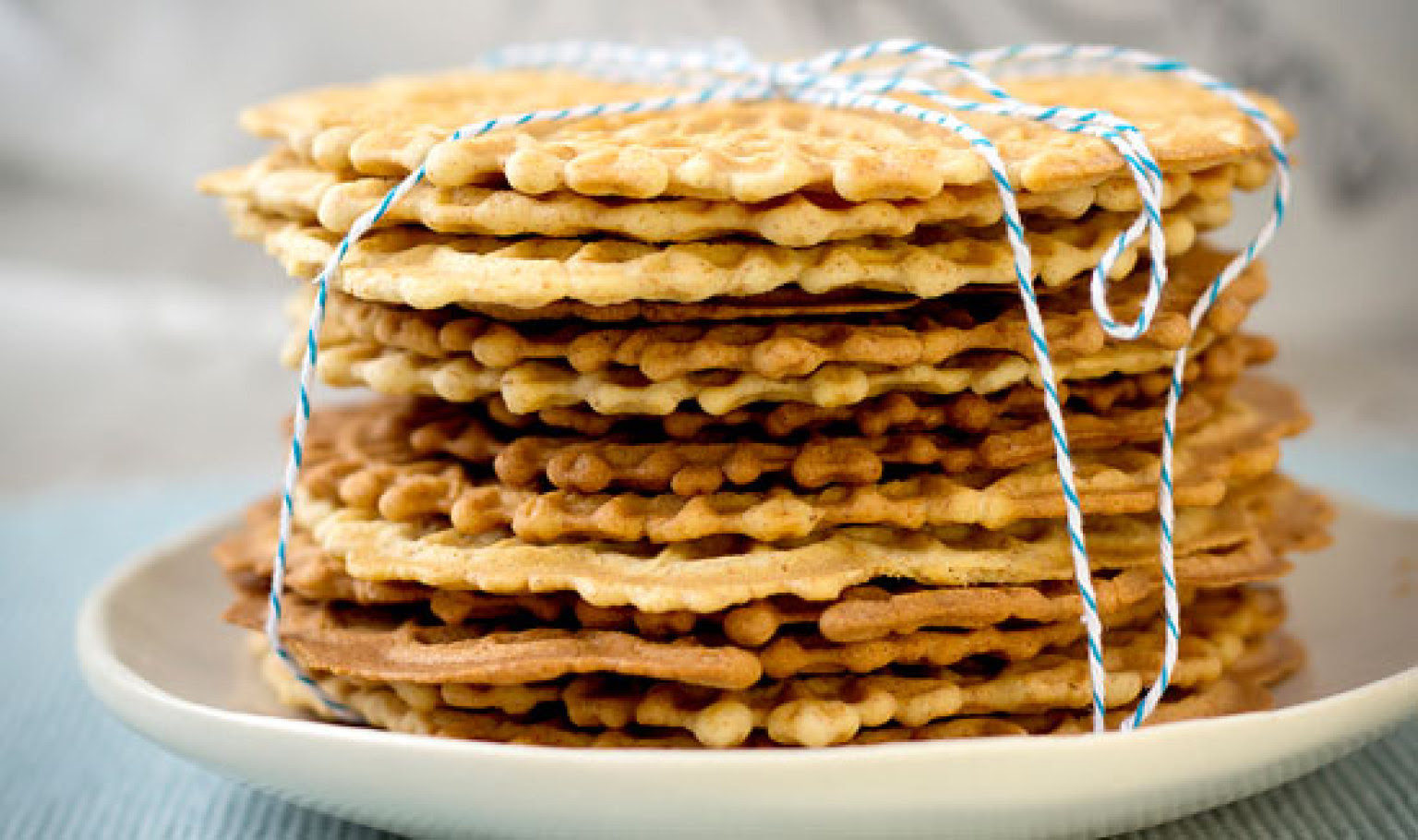 Pizzelle Cookies Classic Italian Comfort Food Fanatic