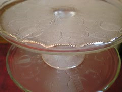 Musical cake plates