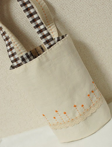 Hanging sloth handbag