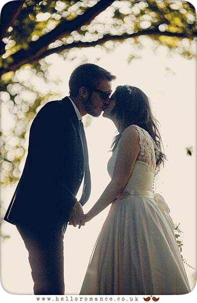 Silhouette Bride and Groom - www.helloromance.co.uk