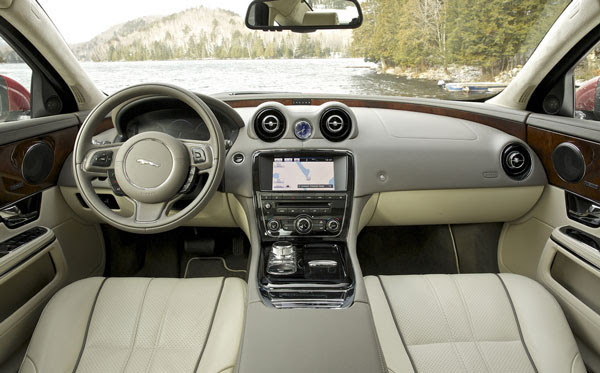 Jaguar XJ AWD 2013