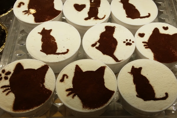 ダイエットしたいがスイーツ大好き 甘いケーキ パンもやめられない シャ ノワール 香里園店 寝屋川市 黒猫のティラミス 平成26年02年