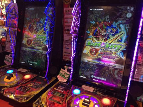 ゲーセンでモンストのマルチバーストやufoキャッチャーでクラウンのラジコンとか Solid Days Blog