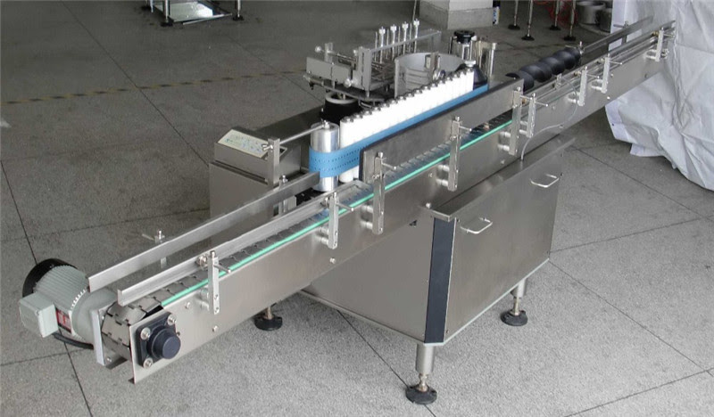 Automatic wet glue labeling machine Round glass plastic bottles wet glue labeling machinery ...