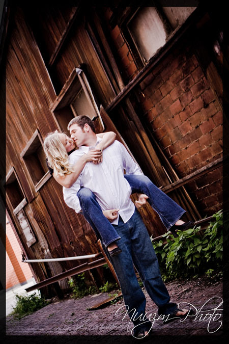 Des Moines Iowa Engagement Photos