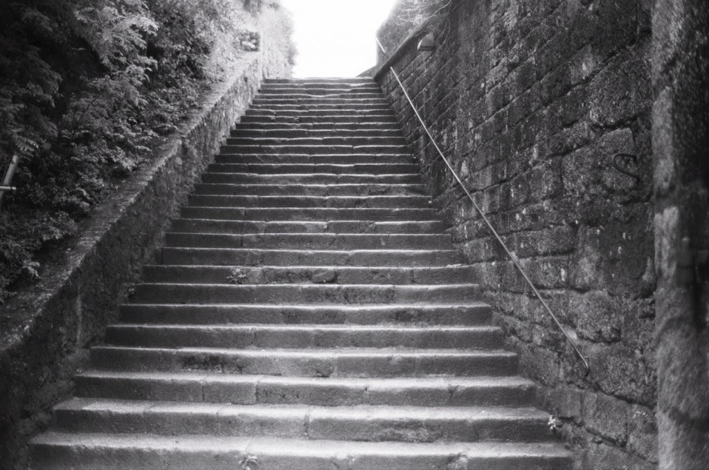 a beautiful stone staircase, testimony of a rich past