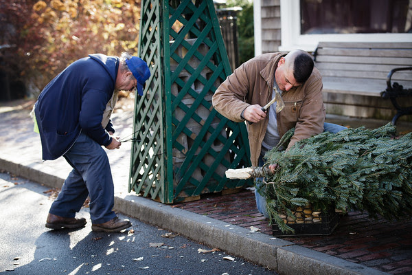 Christmas in Edgartown, Bob Bassett, Tom Bassett, Christmas display in Edgartown