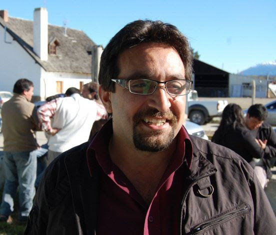 El ex intendente Iván Fernández fue condenado ayer por la justicia de Esquel y renunció al Gabinete provincial.