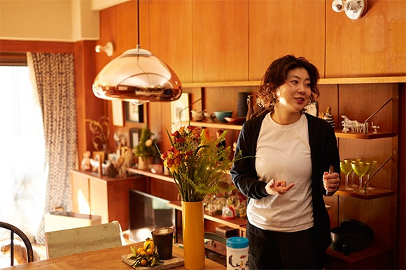 あたたかく穏やかな スタイリストと猫の日常 前編 Neko Deco Interior Madamefigaro Jp フィガロジャポン