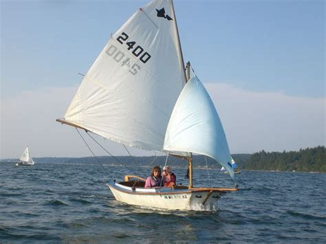 san francisco pelican sailing dinghy boat sailing