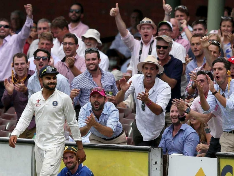 Virat Kohli crowd control
