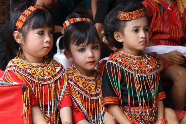 Kandaure Aksesoris Khas Toraja  infobudaya net