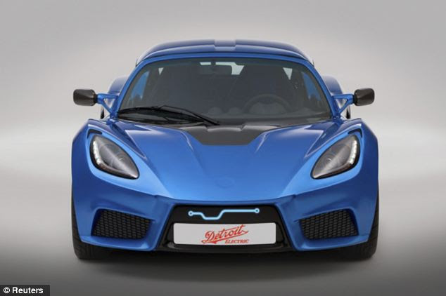 Boasting 155 mph (249 km/h) top speed and covering the 0-62mph (0-100 km/h) in 3.7 seconds, the SP:01 has a range of almost 190 miles between recharges which takes 4.3 hours according to the auto maker
