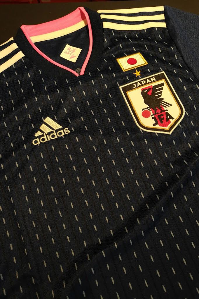 ロシアワールドカップとサッカー日本代表新ユニフォーム Soccer Futsal Blog