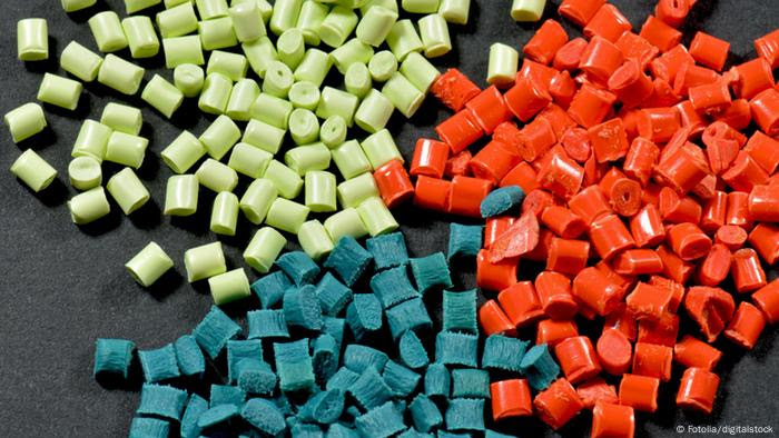 Bunte Plastikkugeln