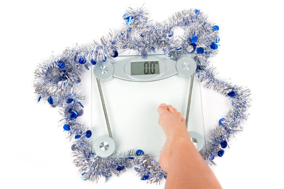 scale with tinsel