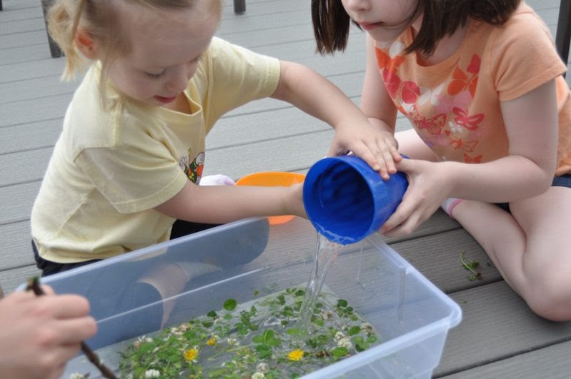 Nature Sensory Soup is a fun way to explore nature!