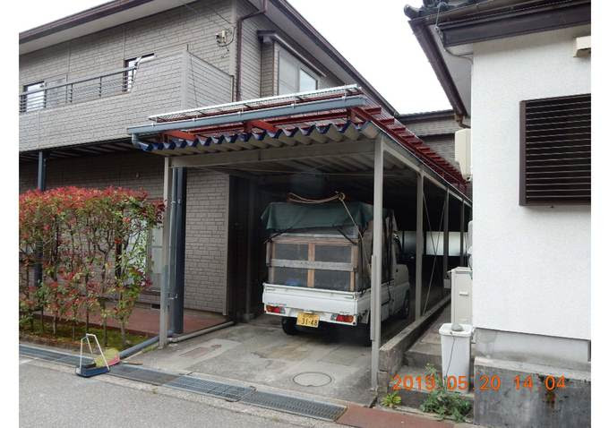 車庫の屋根の雨漏り対策のため新たに逆勾配屋根を設置いたしました 建築金物施工実例 石川県の山本工作所 仏壇洗浄 仏壇仏具販売