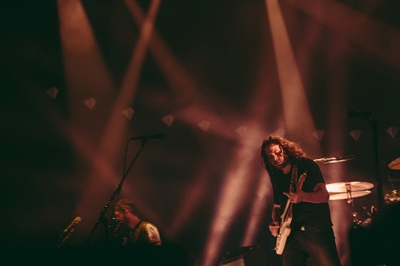 The War On Drugs ザ ウォー オン ドラッグス 11 発売のバンド史上初となるライヴ アルバム Live Drugs ライヴ ドラッグス より Accidentally Like A Martyr を公開 Big Nothing