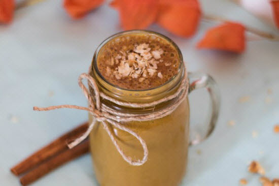 thức uống từ chocolate cacao và nghệ