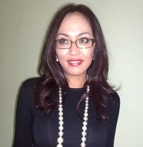 http://angelinasondakh.blogs.com/.a/6a00d834518cd869e20105365e2b03970b-320wi