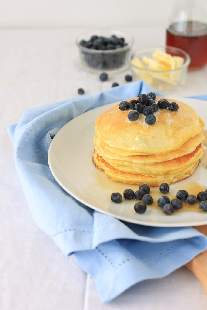 Blueberry Ricotta Hotcakes