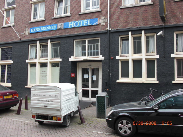 Hans Brinker Budget Hotel