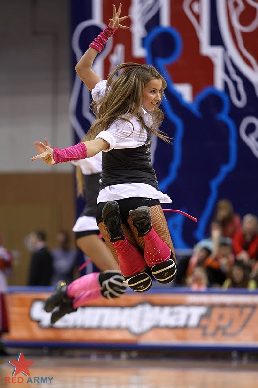 Russian cheerleaders 4