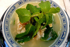 PureGlutton - Eggs and
Mint Leaves Soup