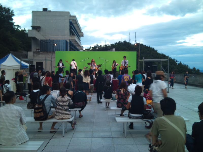 宝塚大学2011-3: アーティストたけし