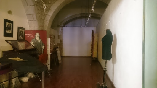 バルセロナのダリ美術館 とガイドブックに書かれている展示場所 閉鎖しました お勧めホテルはドドンデ コム