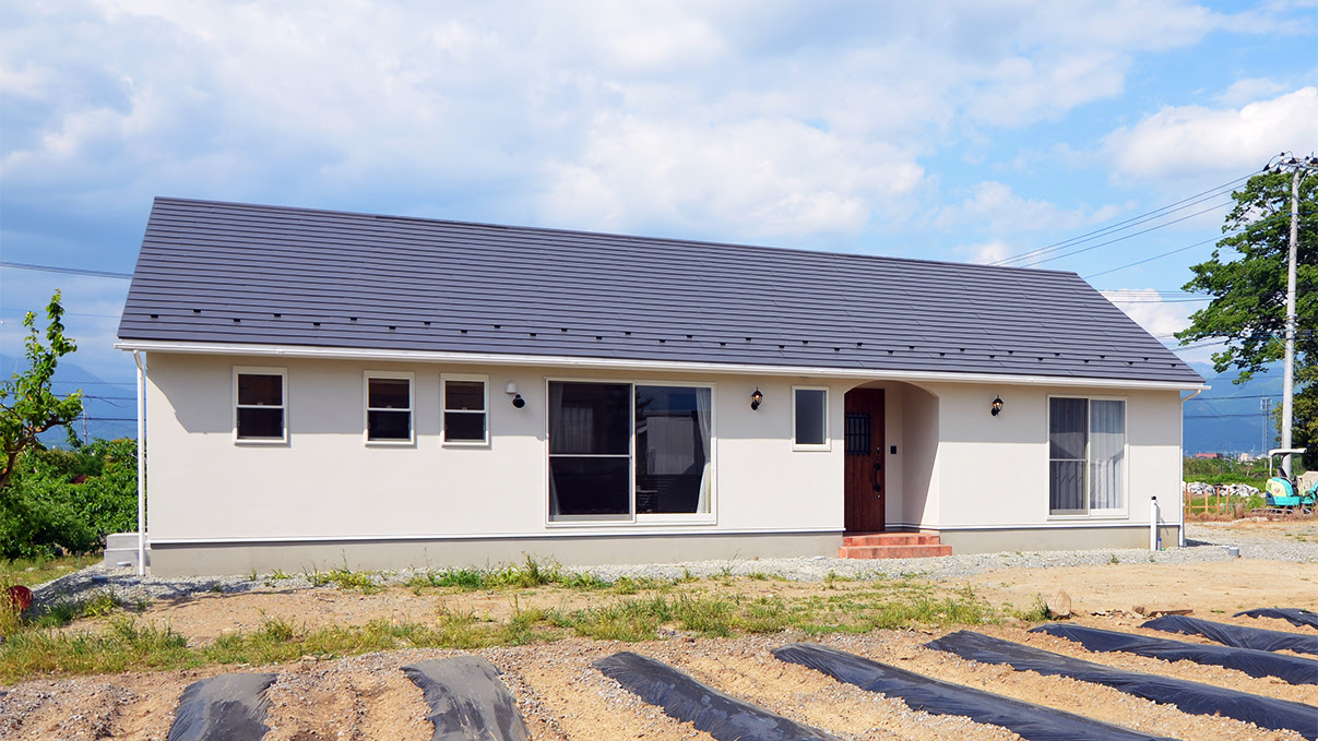 広々とした可愛くカッコイイ平屋住宅 ローコスト住宅で漆喰の可愛い家を建築 Berrysパートナー大分 東店 Tel 0977 25 94