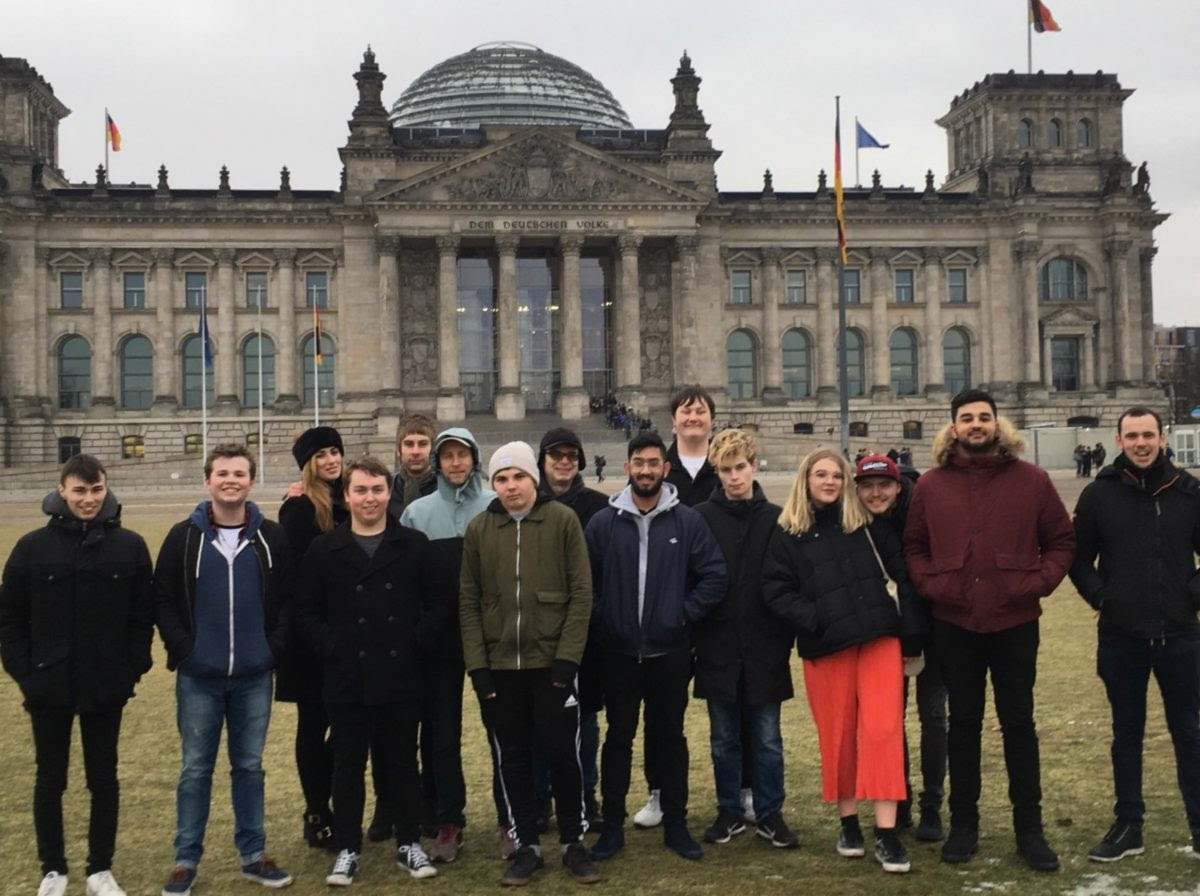 Wajarkah Rukun Negara Dijadikan Mukadimah Perlembagaan 