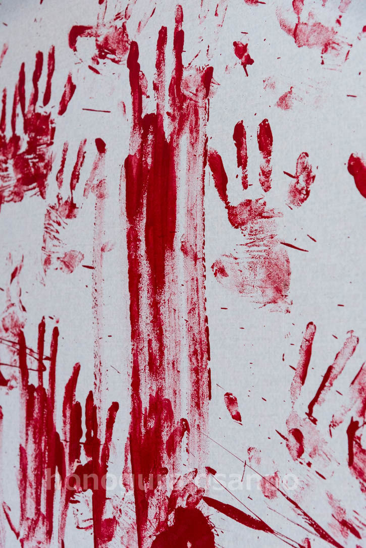 血しぶきぬり絵 血紋だらけの廃墟ラブホに行って来たよ 6 仄暗いお散歩