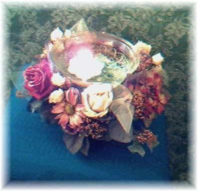 centerpieces for tables. Floating Candle Centerpiece.