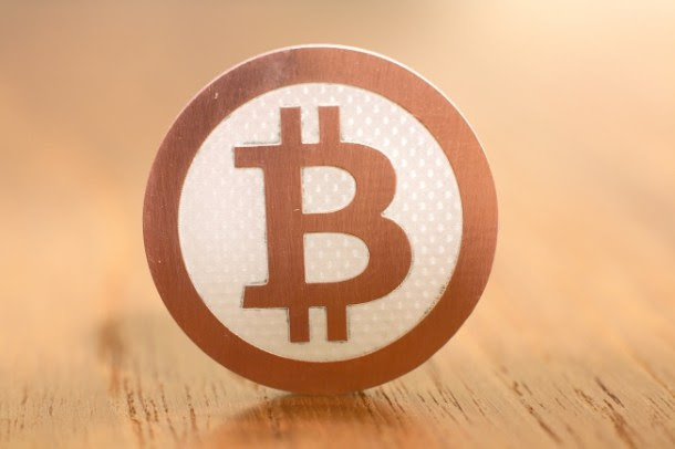 Robot Buys Ecstasy With Bitcoin Arrested