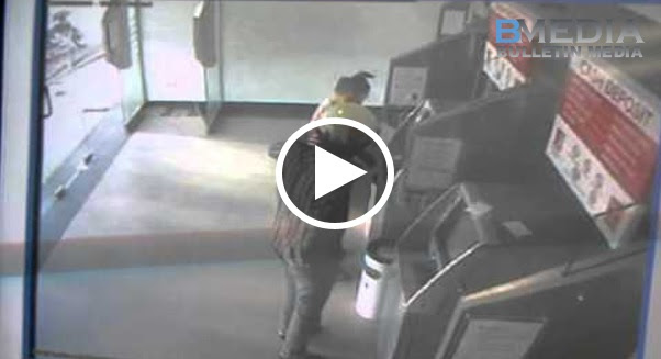 CIMB Bank Berlaku Kejadian yg Mengejutkan! ! Lelaki Baru Saja Habis Tekan Duit Terus.... Beberapa Saat jer Tragedi Dah Berlaku!!!