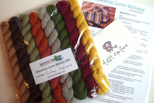 Lovely gift from Chawne! Yeah! Vintage Appliance colorway, so gorgeous!