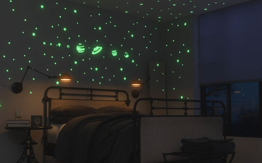 50 Space-Themed Home Decor Accessories To Satiate Your ...