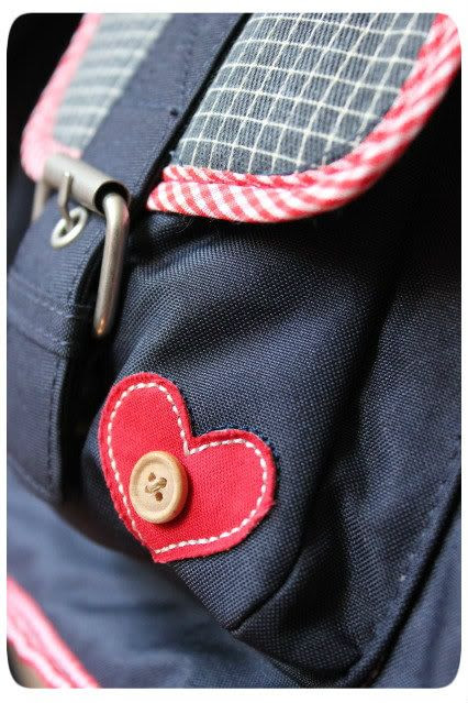 Wickeltasche Glückspilz von Adelheid - aufgesetzte Taschen außen
