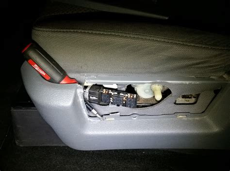 Find ford f250 side mirror in canada | visit kijiji classifieds to buy, sell, or trade almost anything! A fix for power seat not going forward/backward - Ford