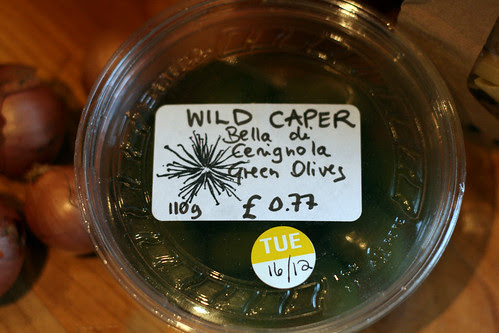 Wild caper olives