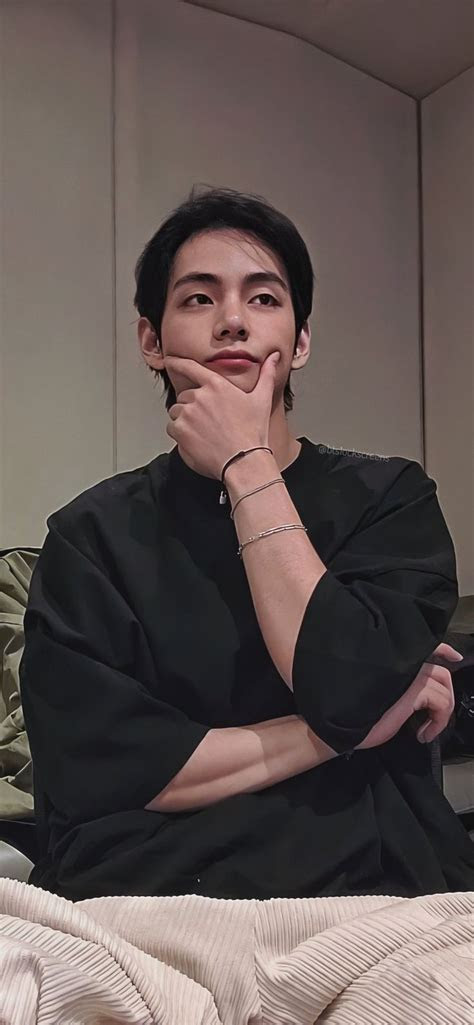 barely alive     images kim taehyung