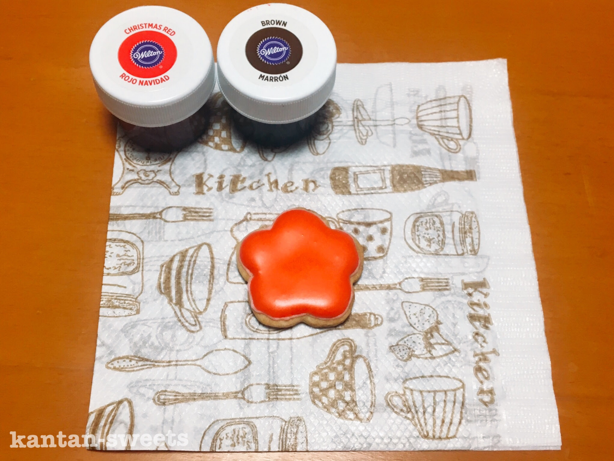 色を混ぜると10倍楽しくなる アイシングクッキーの色を混ぜる時の色の作り方の見本 簡単sweets 簡単に気軽に手作りお菓子生活しませんか