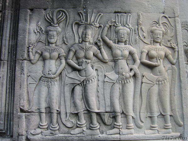Apsara Dancers